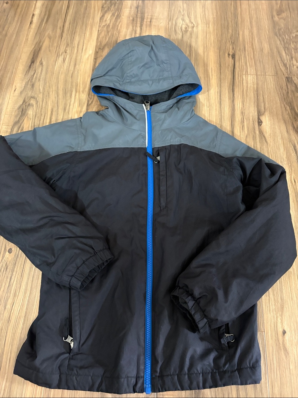 Columbia Kids Hooded Windbreaker Jacket - Black & Gray with Blue Zipper